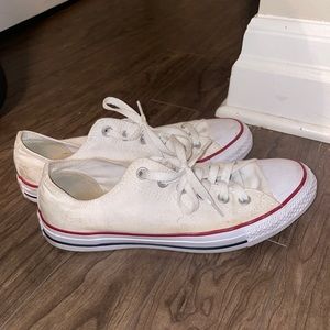 Women’s size 9.5 converse